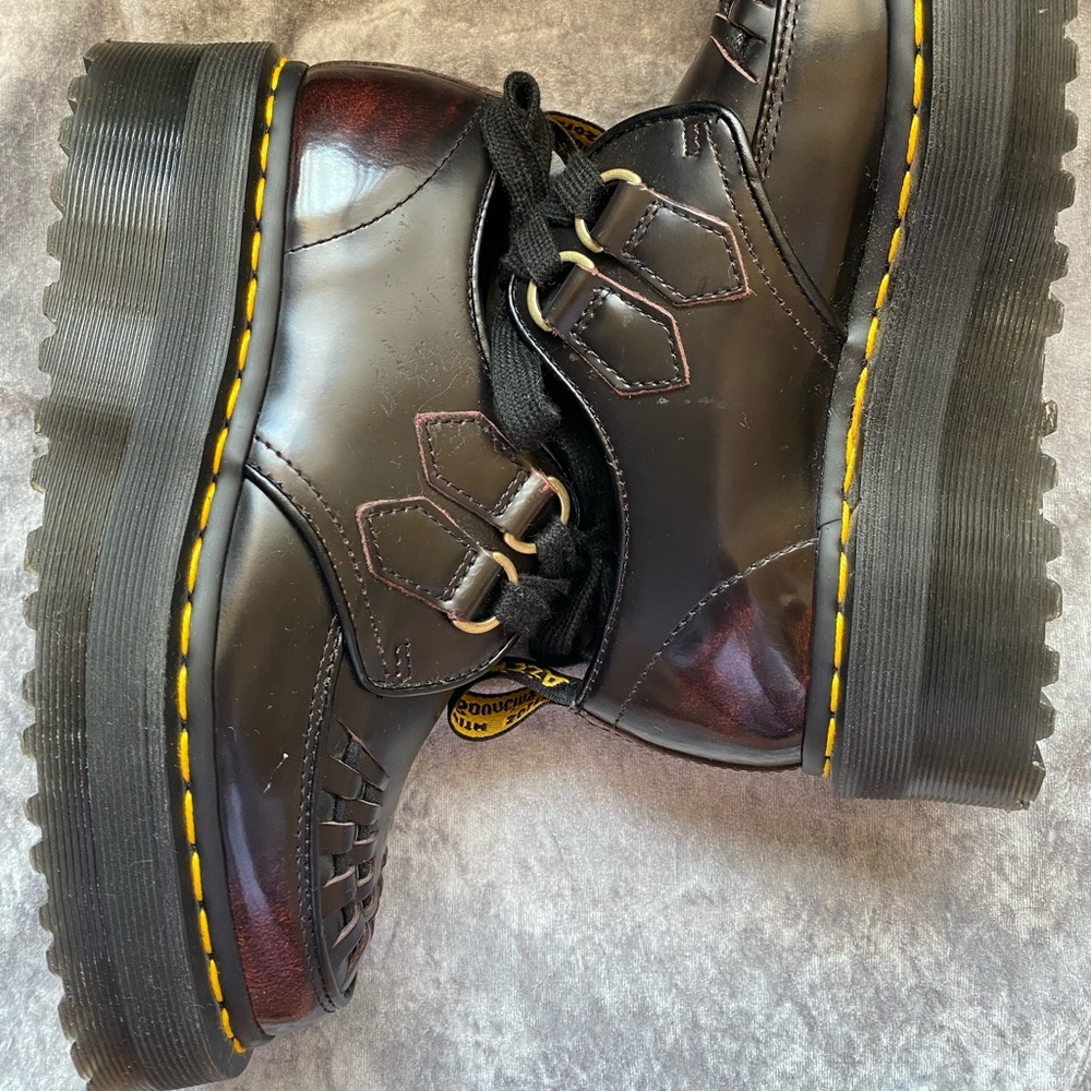 Women’s size 7 Sidney Arcadia Leather Platform Creepers